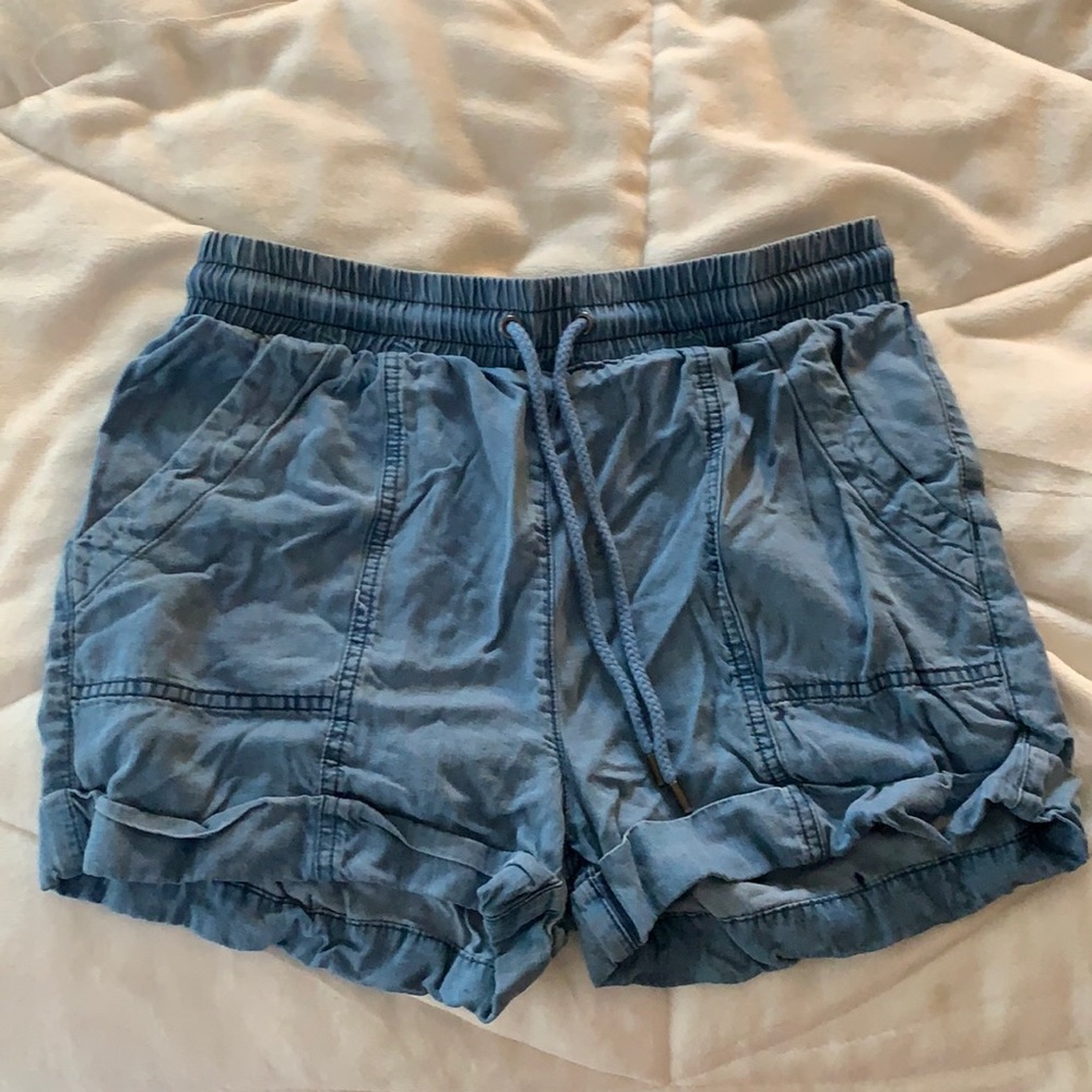 blue shorts
